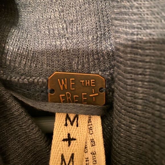 free people sweater - Picture 3 of 4